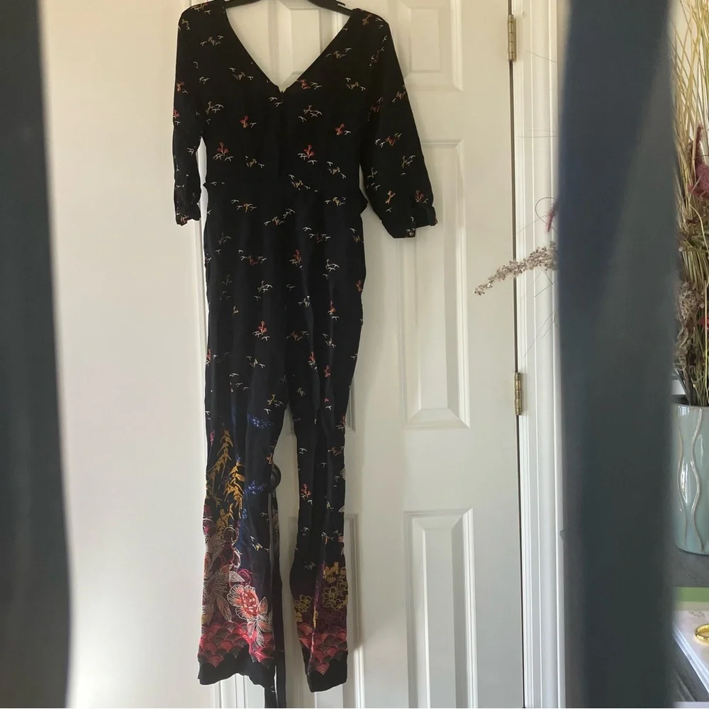 Anthropologie Feather Bone Nara Dark Floral Jumpsuit Sz 4 - Picture 10 of 13